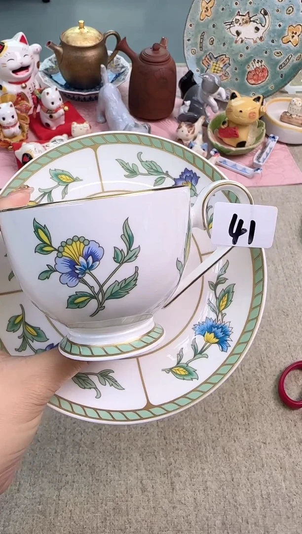 瓷片泡泡家的瓷器真好看