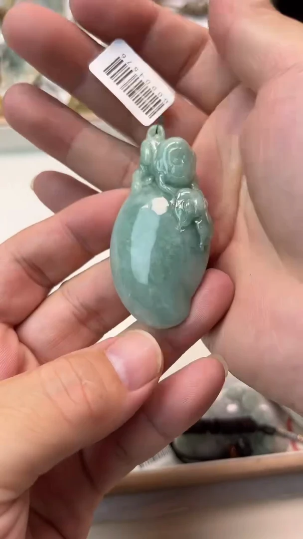 颈饰未镶嵌翡翠平**财天然翡翠