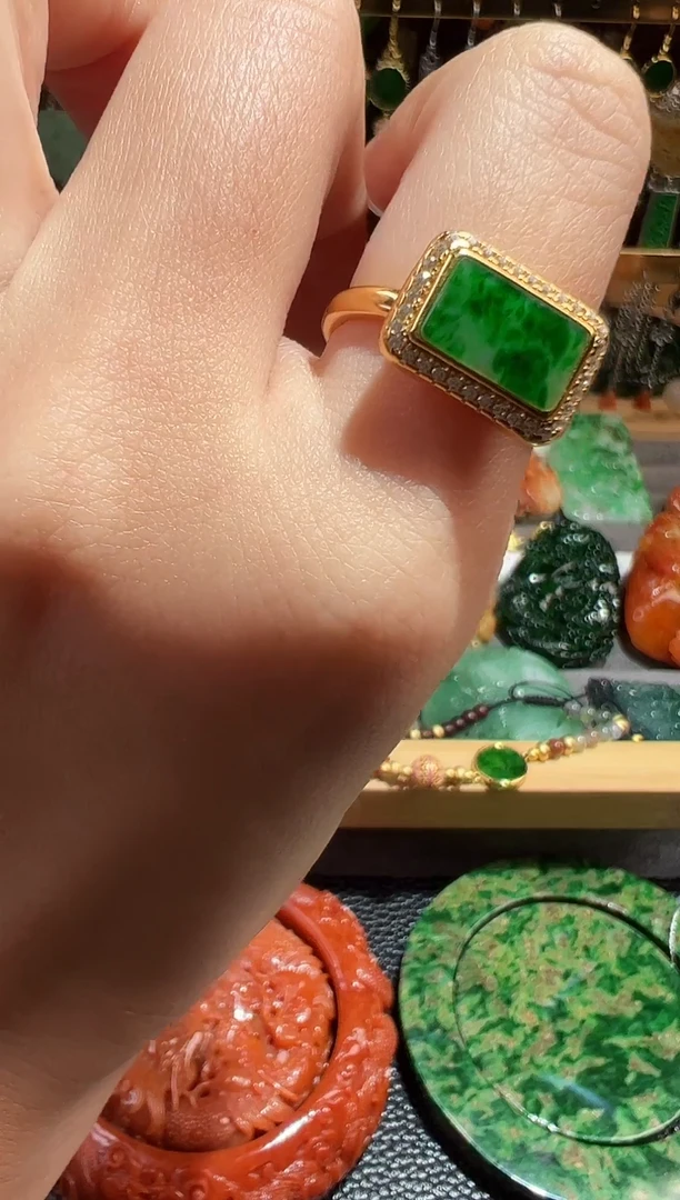 【闪购商品】定制翡翠未镶嵌翡翠
