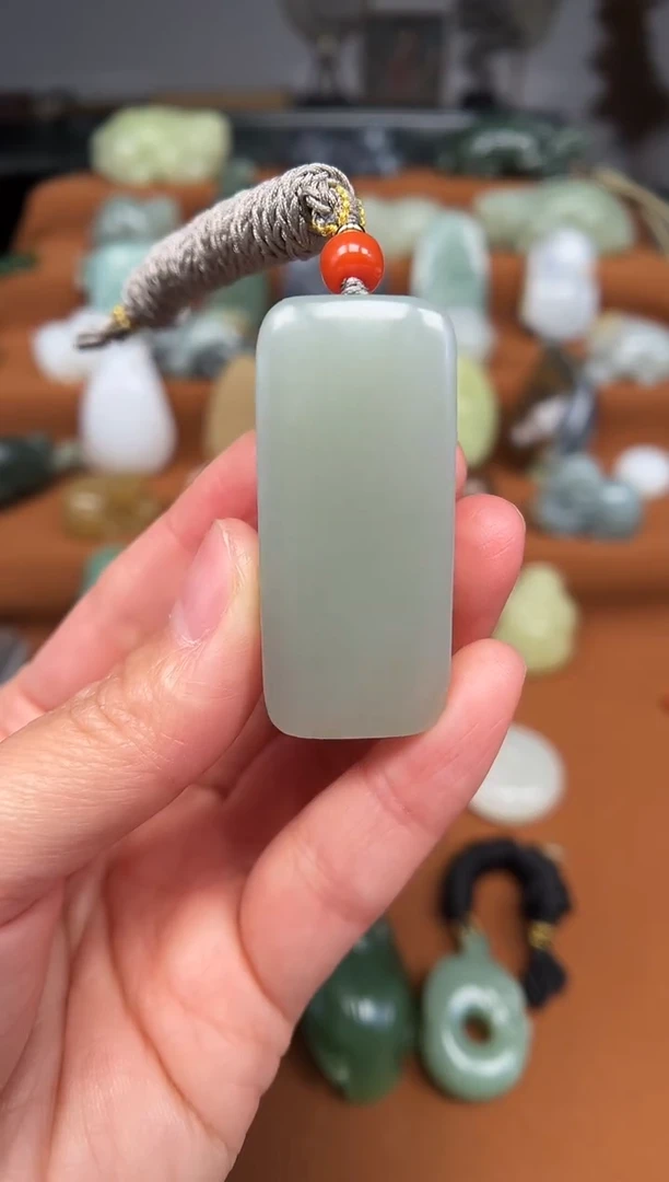 【闪购商品】和田玉颈饰未镶嵌无事牌