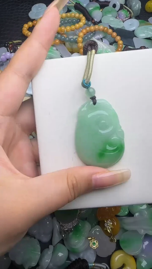翡翠未镶嵌颈饰天然缅甸翡翠吊坠