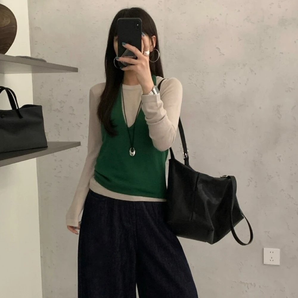 韩系高级感圆领长袖T恤女叠穿两件套秋冬季新款针织挂脖背心套装