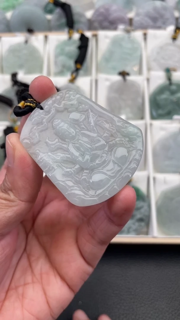 颈饰未镶嵌翡翠天然缅甸翡翠A货340