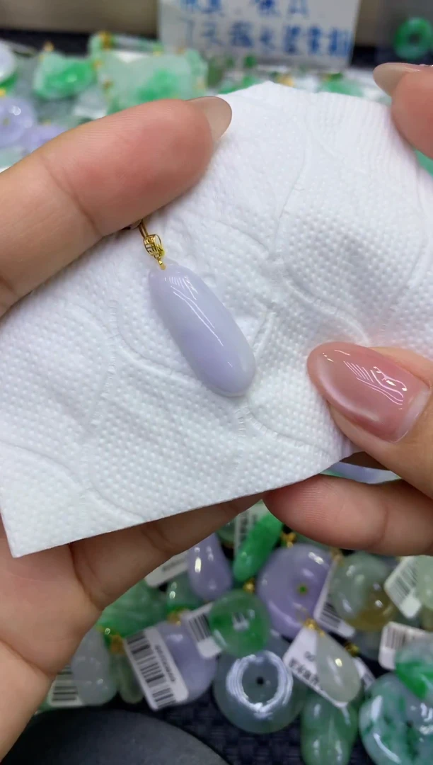 颈饰18K金镶嵌翡翠天然缅甸A货翡翠