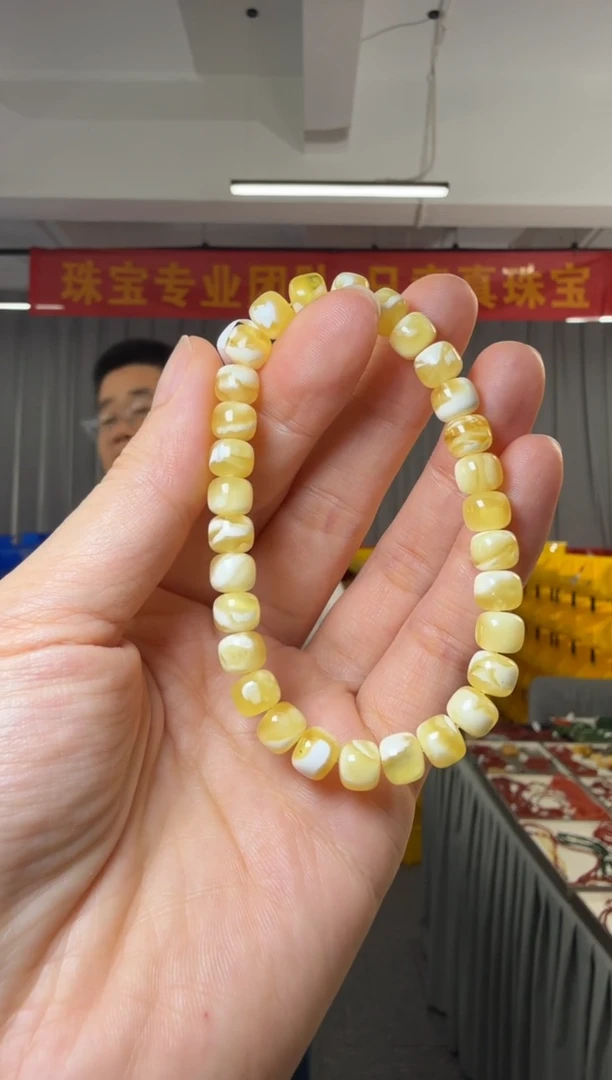 未镶嵌蜜蜡手串白花蜜蜡老型单圈手串约5.8g