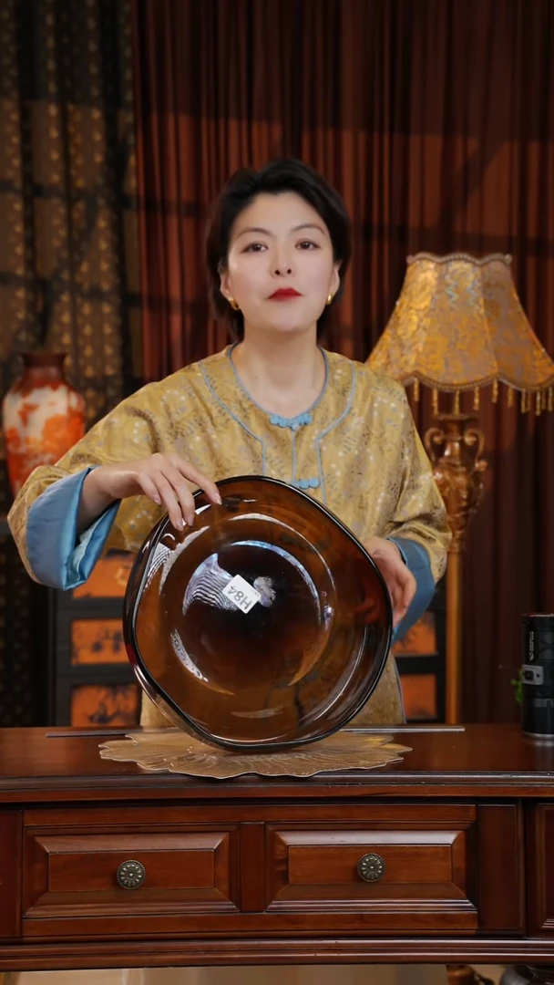 琉璃琉璃。。。。。。。。。。