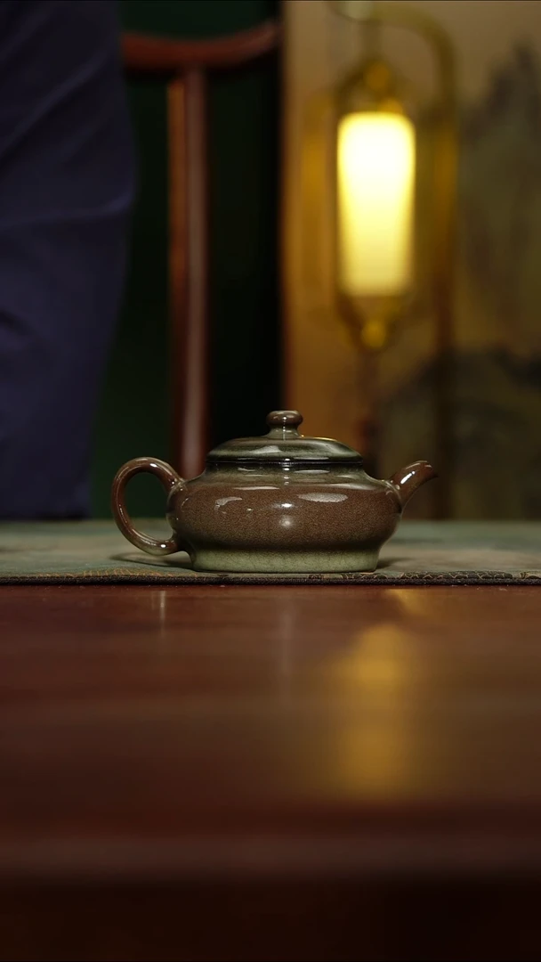 【览古雅韵】铁胎壶