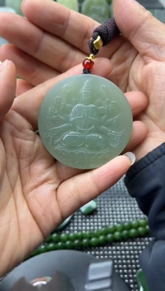 未镶嵌和田玉珠宝半成品菩萨