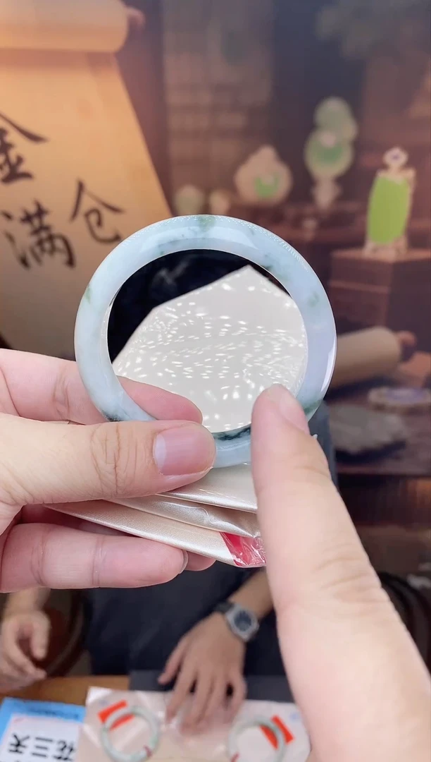 未镶嵌手镯翡翠纯天然缅甸翡翠手镯