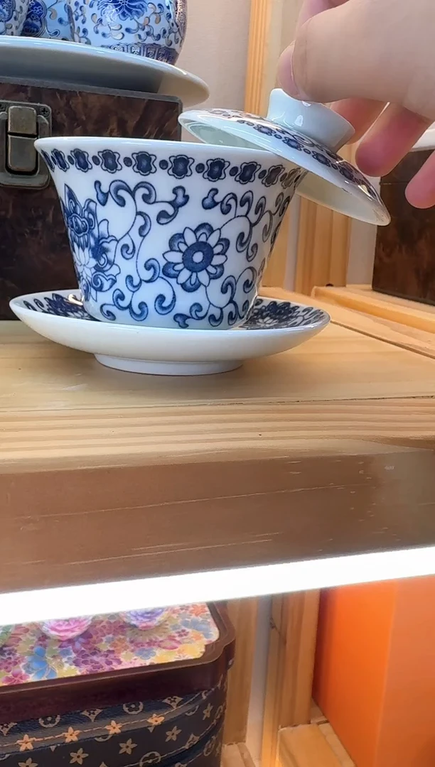 士大夫大师傅电风扇犯得上发我是