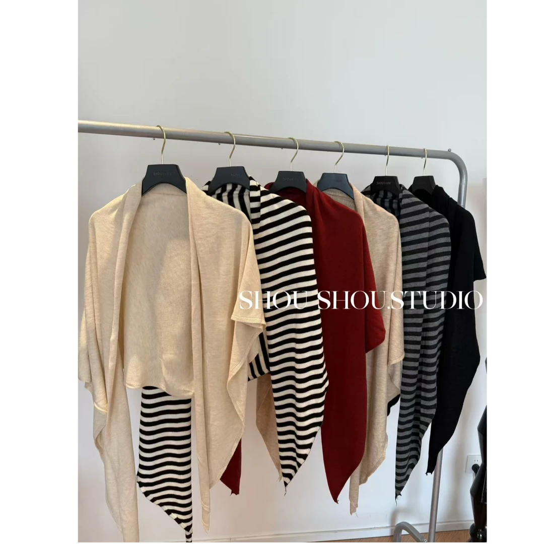 【瘦瘦】百搭披肩-法式气质外搭女薄款针织三角巾围巾披肩S0824