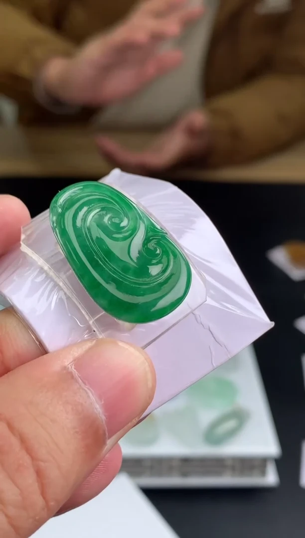 【闪购商品】定制翡翠未镶嵌多样性发一件