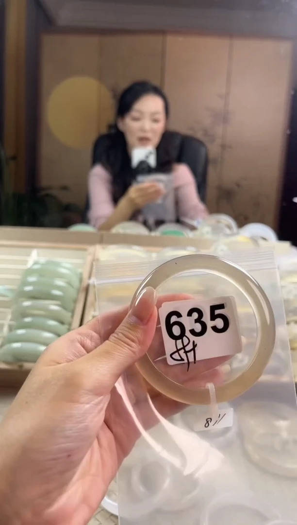 手镯玛瑙/玉髓未镶嵌ㅤ****ㅤ635