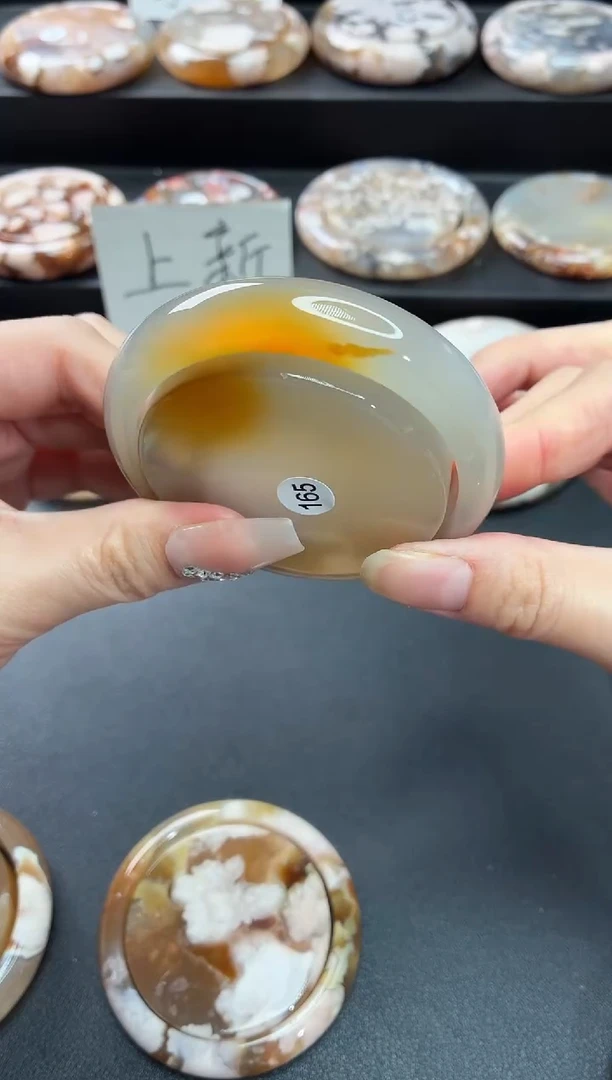 手镯玛瑙/玉髓未镶嵌石英质玉55圈(赠送镯心)圈口建议拍大