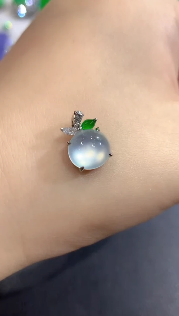 颈饰18K金镶嵌翡翠61-吊坠