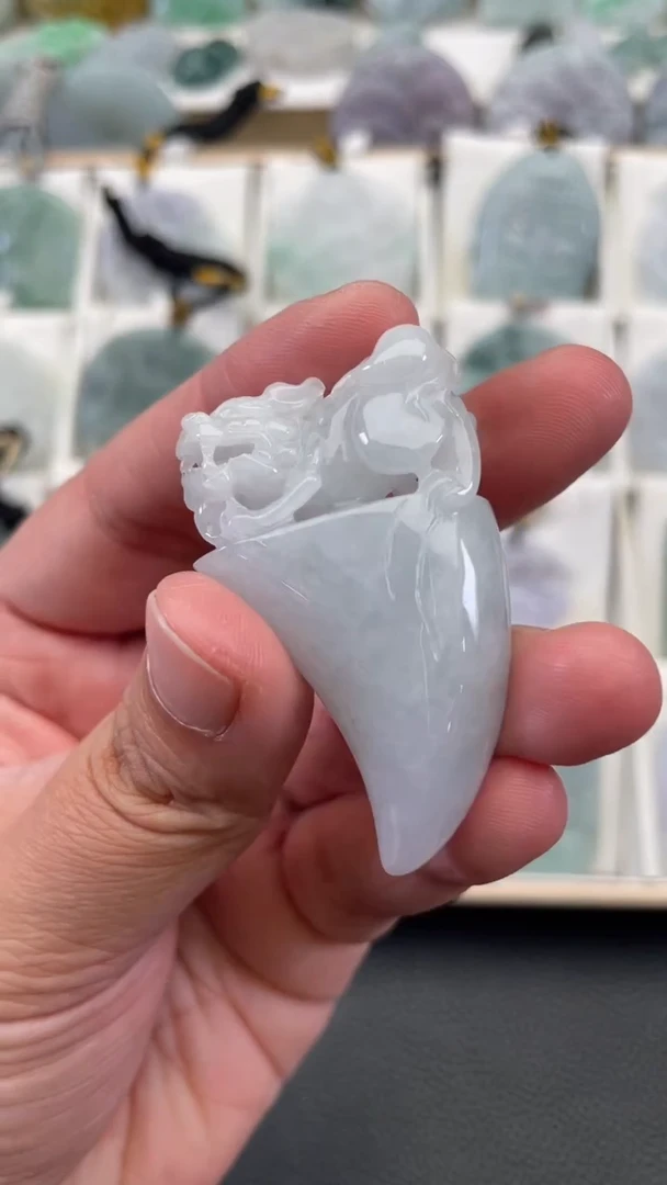 颈饰未镶嵌翡翠天然缅甸翡翠A货289