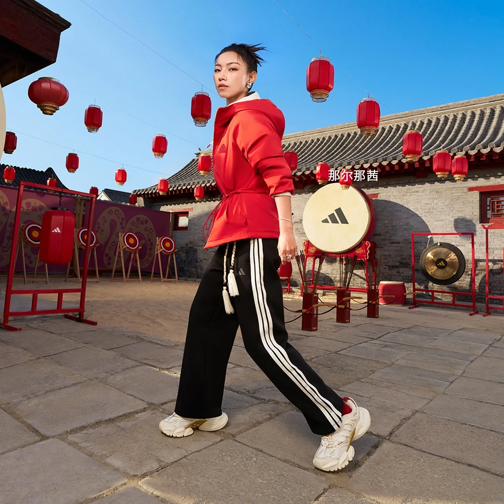 adidas/阿迪达斯女款 CNY 新年款 黑色百搭运动休闲长裤-JZ1642