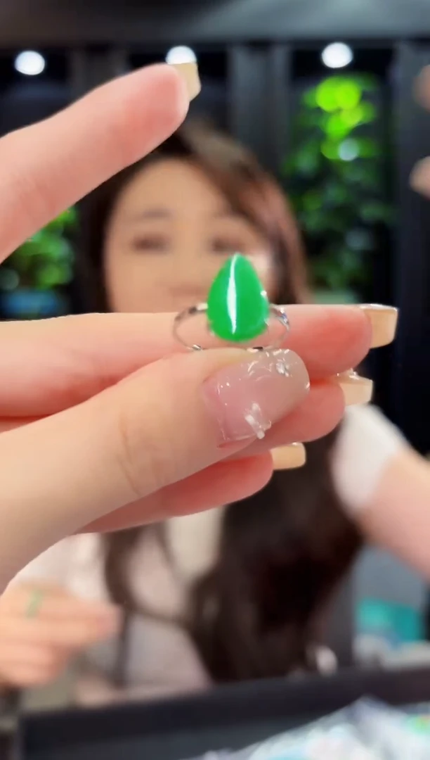 翡翠戒指18K金镶嵌  缅料A货/支持复检/一件