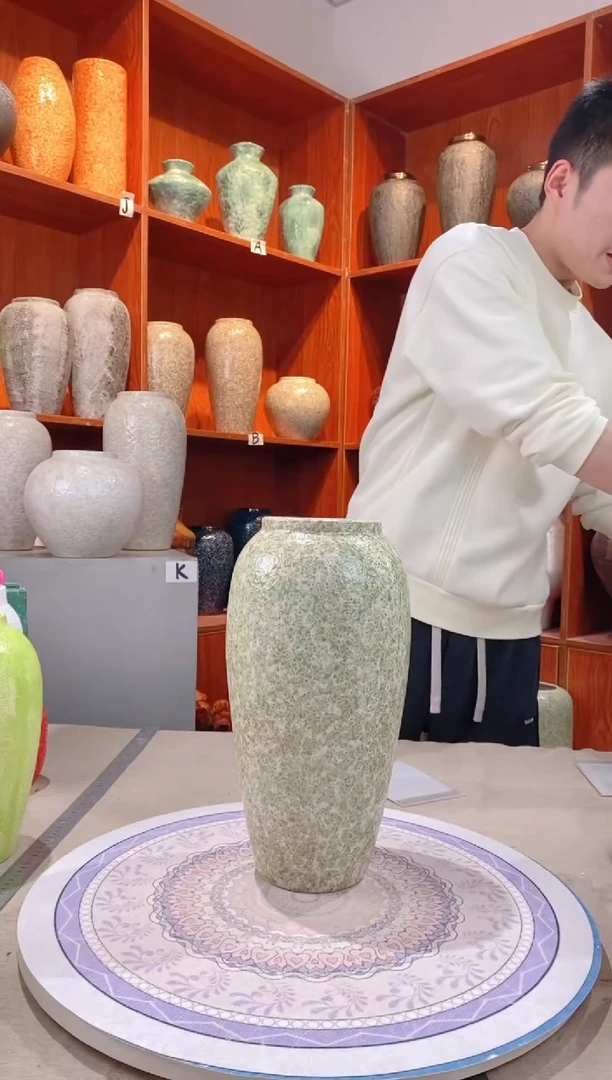 【闪购商品】瓶   陶瓷花瓶 无花 春意盎然 大号