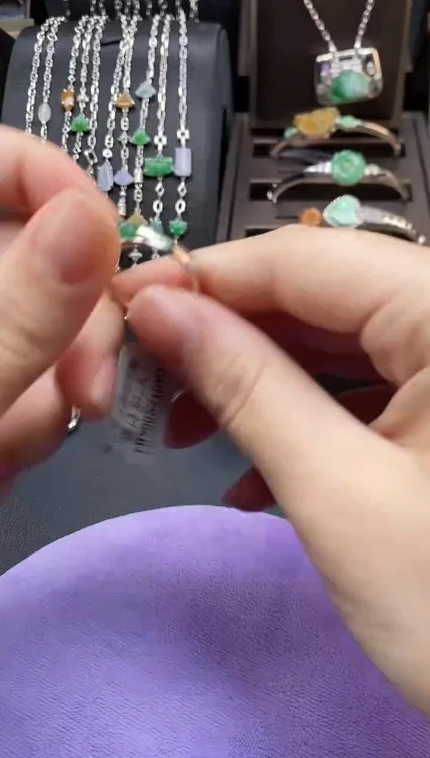 颈饰银S925镶嵌翡翠17272