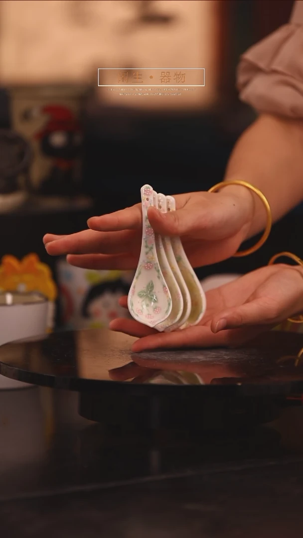 随机一个景德镇可爱设计师款陶瓷