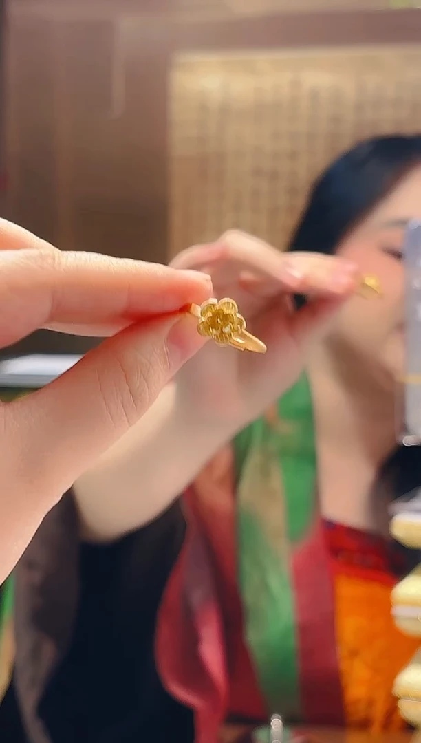 无925银纯银镀金 小花戒指/件