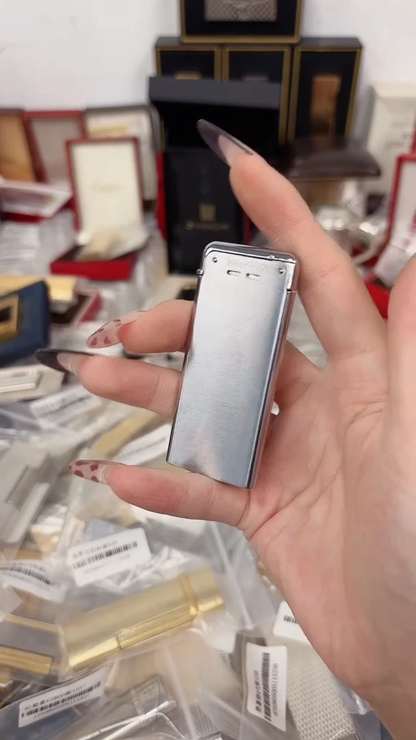 纯铜014风车超薄卡片机银色