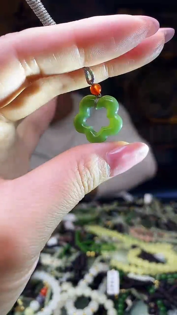 颈饰未镶嵌和田玉多样性发货，拍一发一