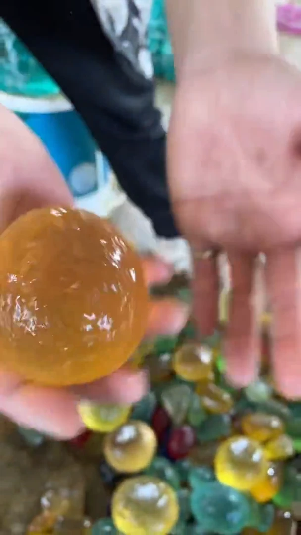 新疆托帕石原石摆件