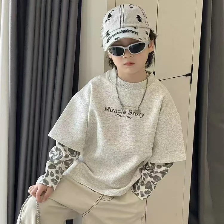 男童洋气假两件长袖T恤春秋儿童洋气时髦秋装休闲拼袖打底衫上衣