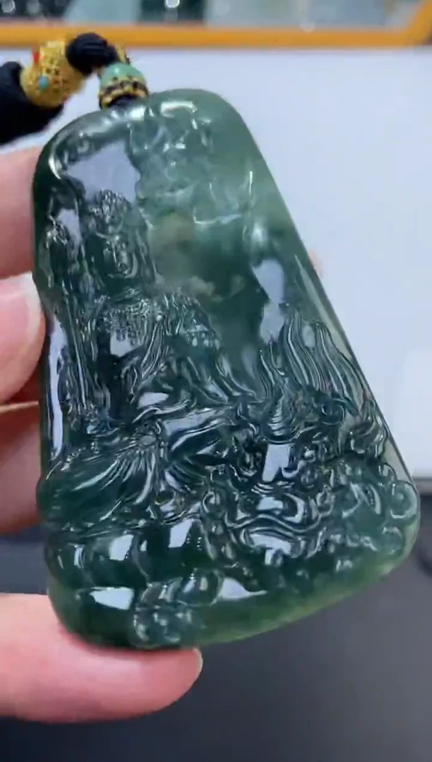 未镶嵌挂件翡翠374076   多人