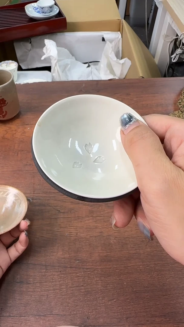 吴*谓经觉心一缩遗憾无法说