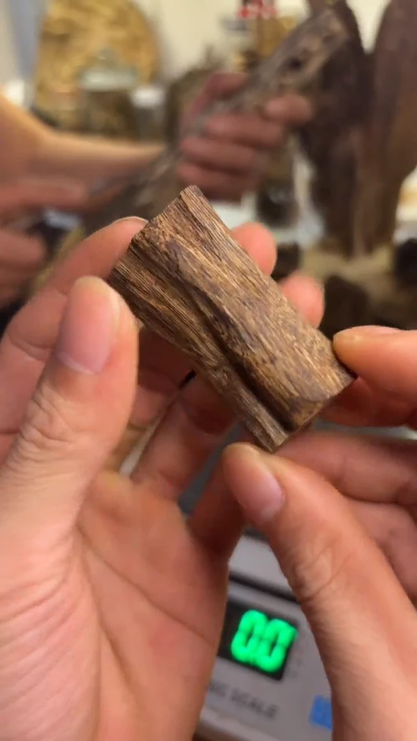 沉香沉香碎屑陆河品种9克