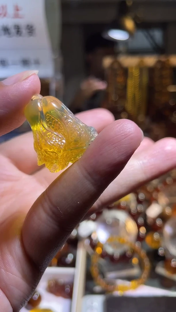 未镶嵌琥珀裸石金珀  白菜