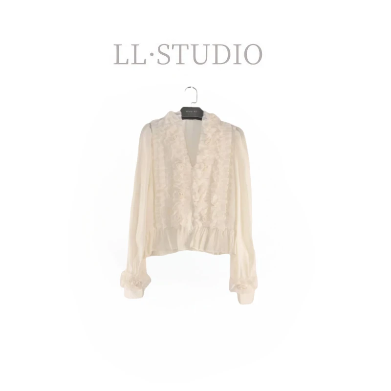 妙兮·LL春季新款时尚韩系甜美设计感绣花云朵长袖小衫*20250122