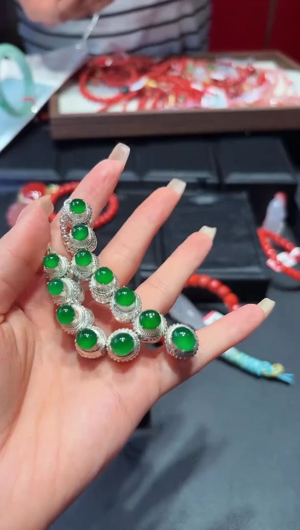 颈饰未镶嵌翡翠1108135