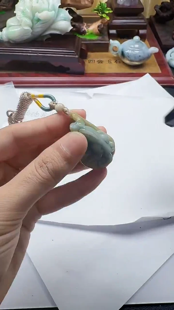 吊坠(不含链)未镶嵌翡翠1