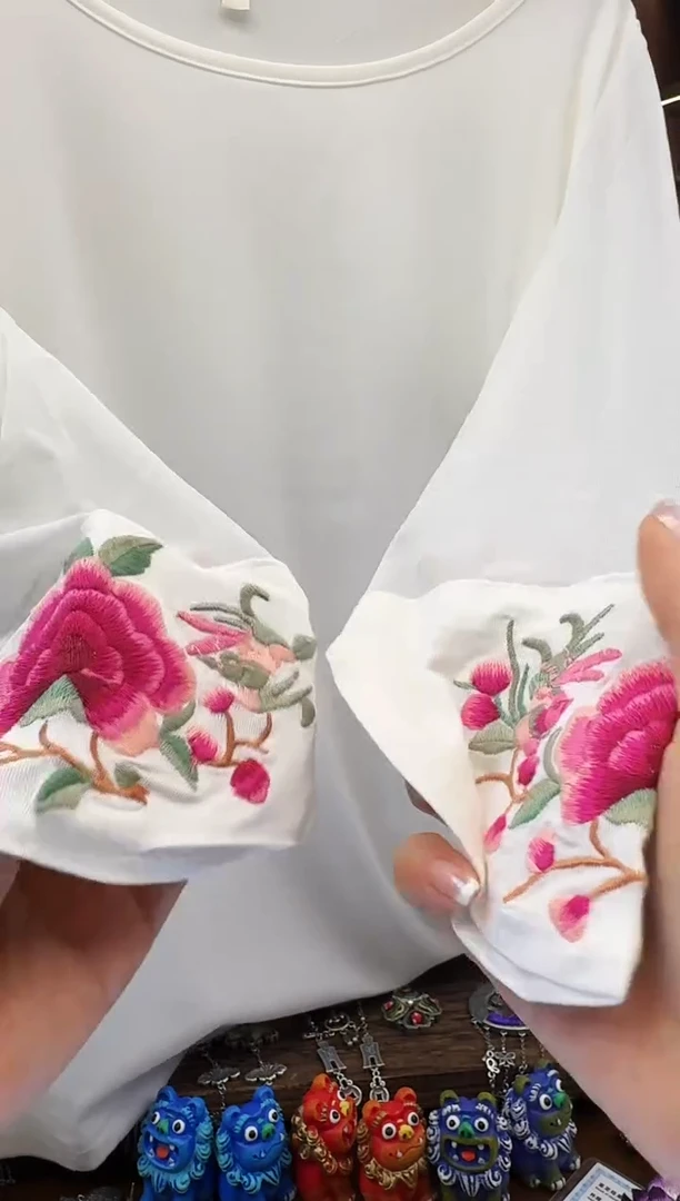 【闪购商品】织绣69机绣白色打底衣