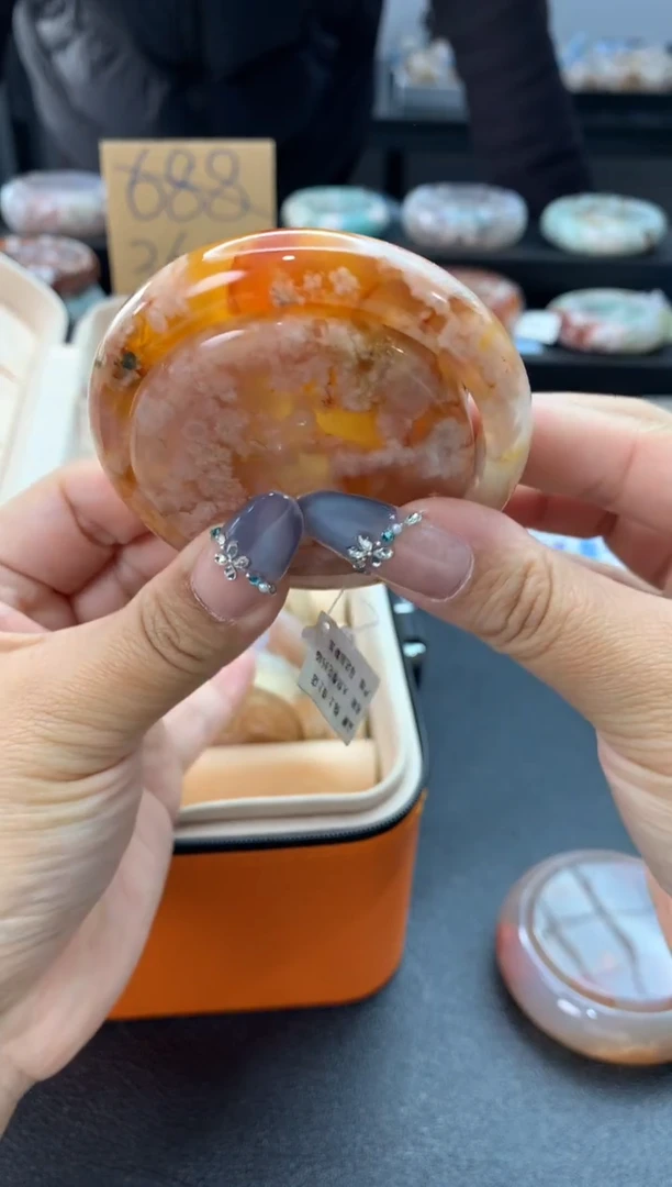 未镶嵌手镯石英质玉（54-55圈口）赠送镯心