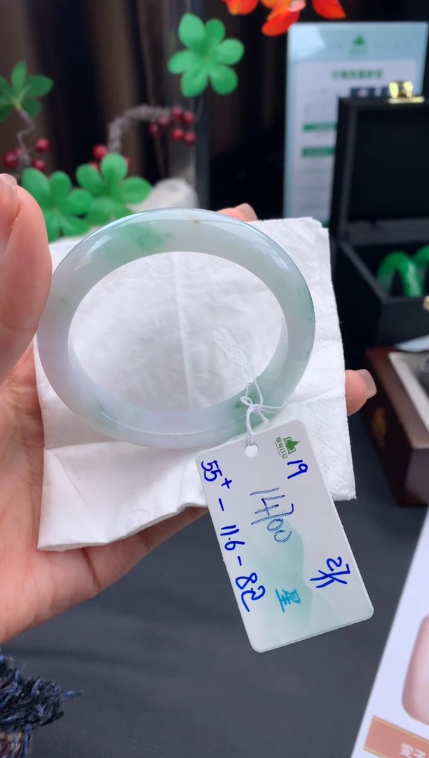 未镶嵌手镯翡翠翡翠自带#送人#，假一赔三