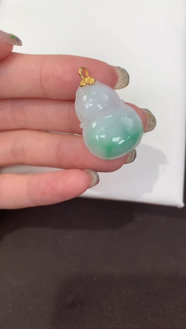 颈饰18K金镶嵌翡翠天然缅甸A货翡翠