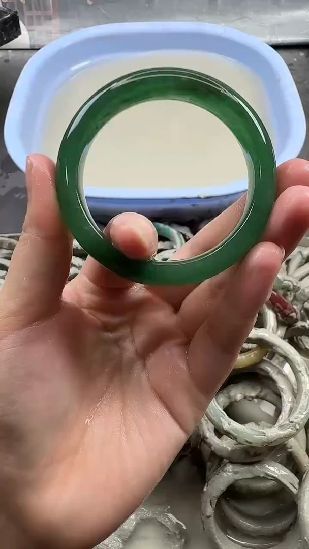 未镶嵌手镯石英质玉8