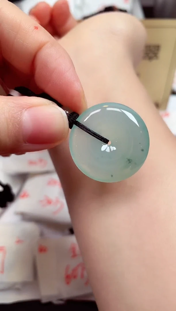 翡翠未镶嵌颈饰天然缅甸翡翠A货