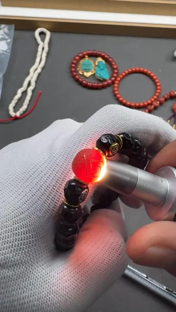 【闪购商品】椰蒂手串18K金镶嵌手串手串