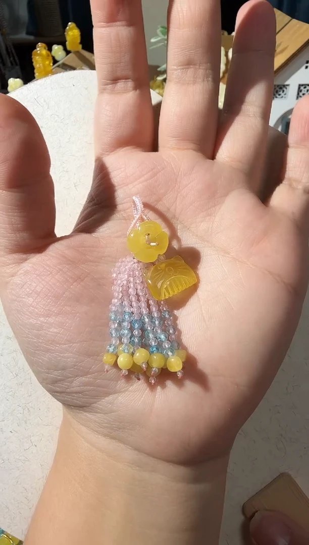 【闪购商品】蜜蜡吊坠(不含链)未镶嵌蜜蜡吊坠提溜