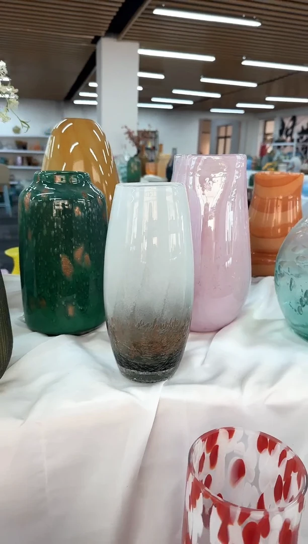 【闪购商品】花瓶9*27..........