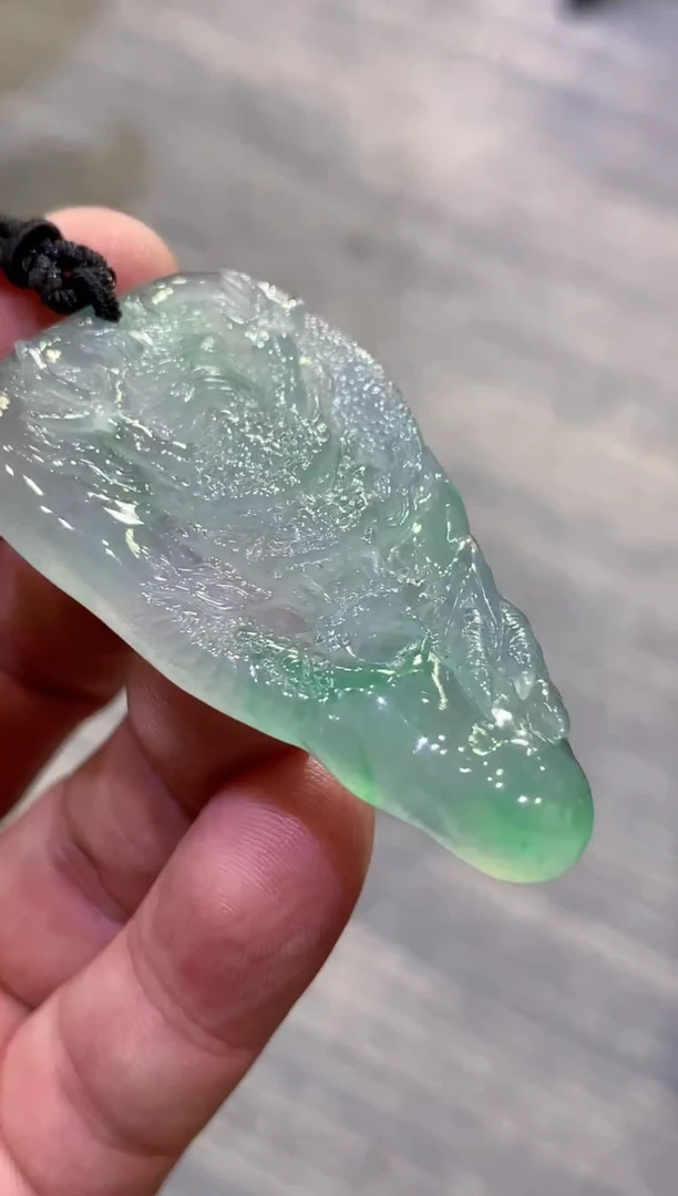 颈饰未镶嵌翡翠天然A货翡翠