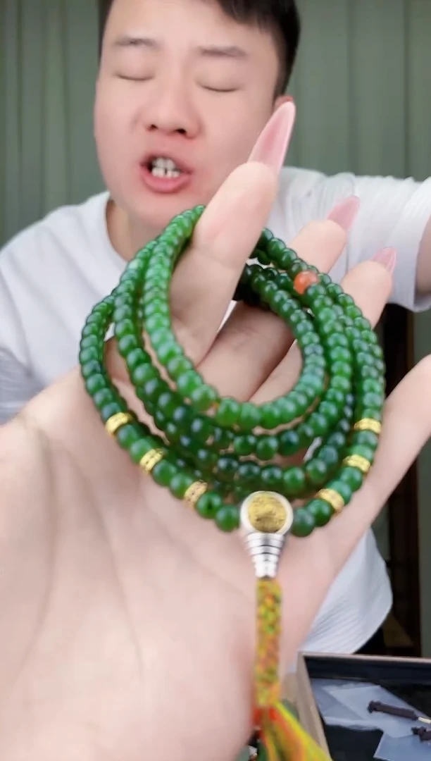 和田玉未镶嵌挂件拍一发一，多样性发货！