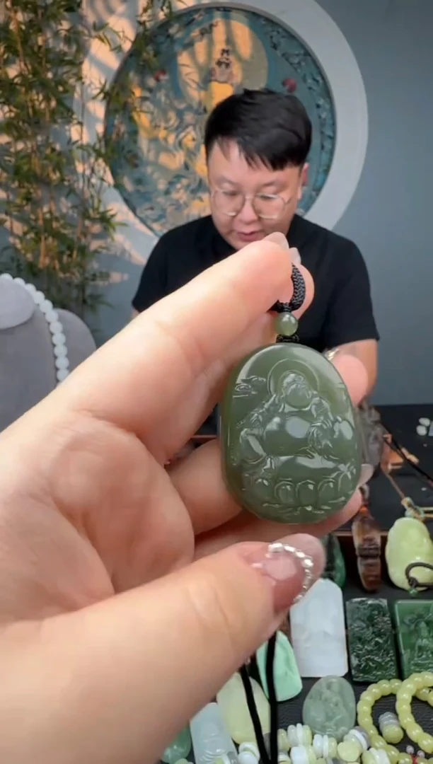 和田玉未镶嵌颈饰和田玉