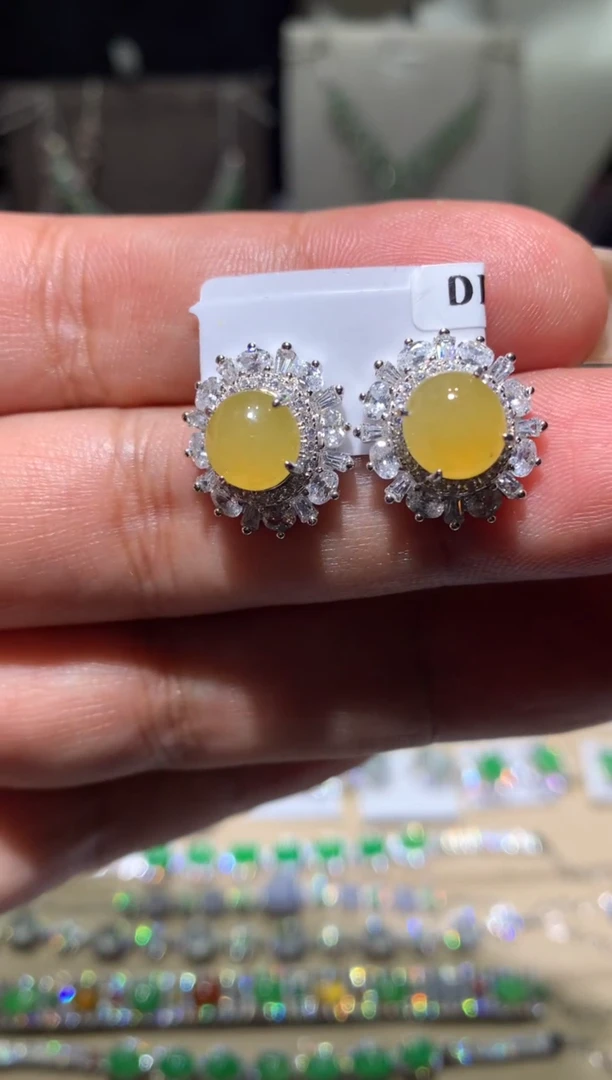 未镶嵌翡翠耳饰耳钉